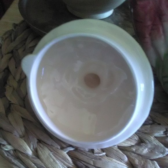 BUNNY LANE Vintage Bunny Teapot - Picture 7 of 16